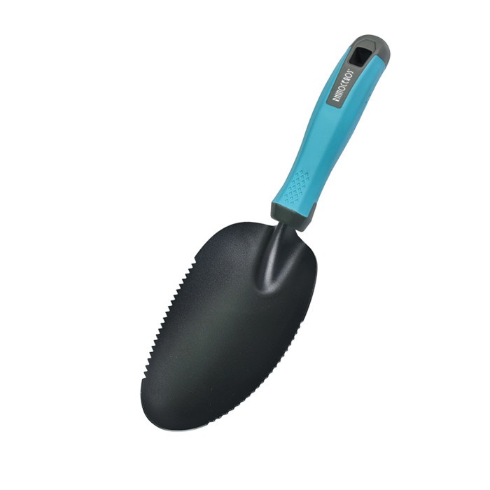 বাগান করার জন্য স্কুপ