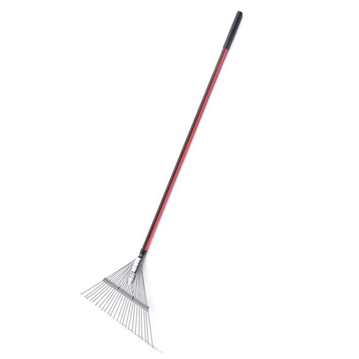 লন এবং পাতা রেক